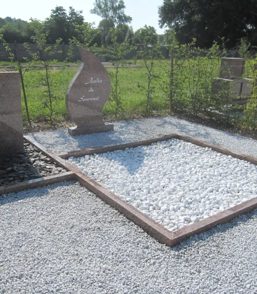 MONUMENT ESPACE DE DISPERSION