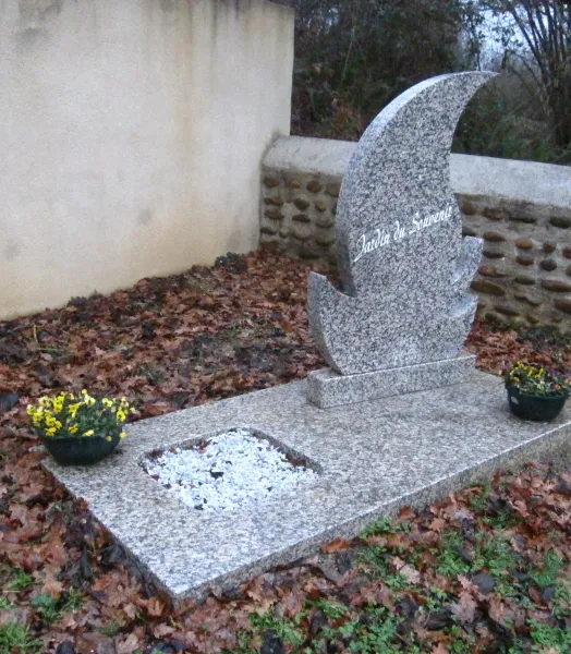 MONUMENT ESPACE DE DISPERSION